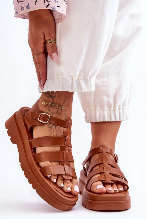 Skórzane Sandały Z Paseczkami Brązowe Colet