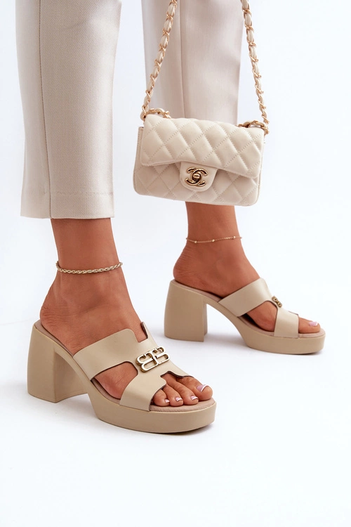 Zazoo 40419 Skórzane Klapki Damskie Z Wycięciami I Ozdobą Beżowe