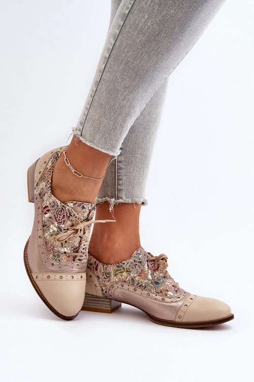 Skórzane Półbuty Damskie Ze Zdobioną Cholewką Maciejka 06408-04 Beżowe