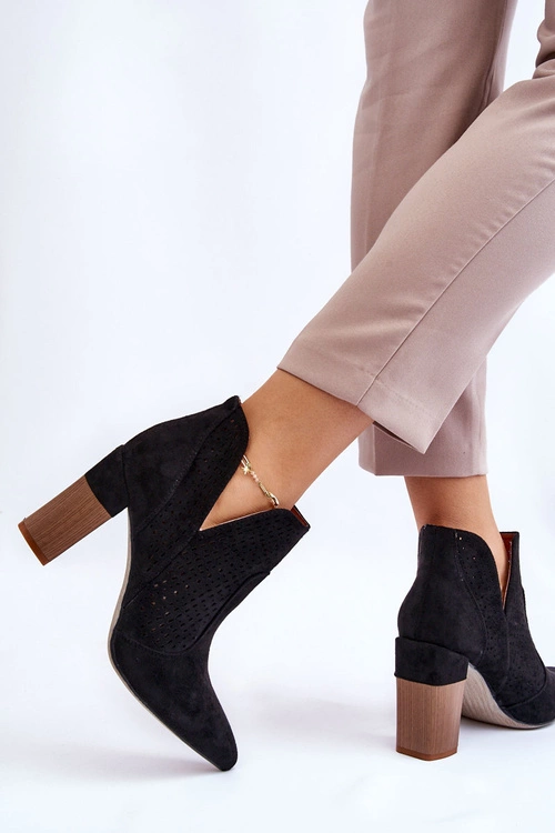 Modne Zamszowe Ażurowe Botki Na Obcasie Czarne Genevi