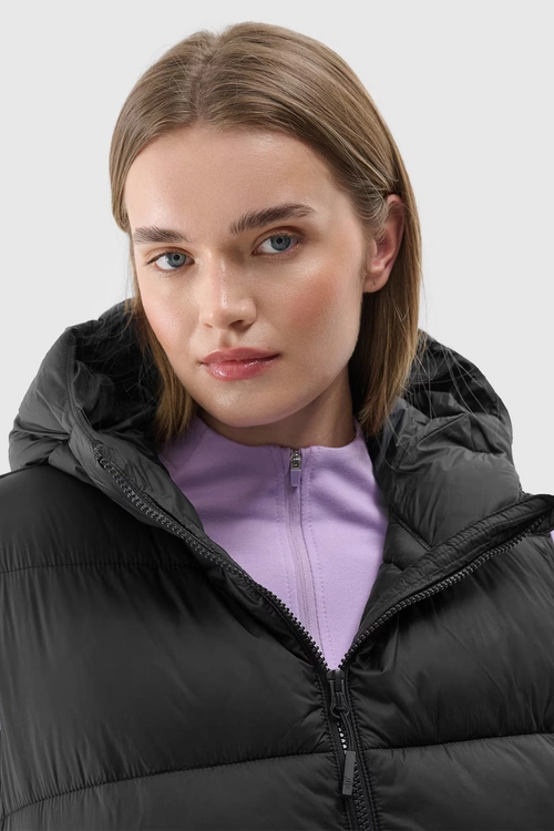 Bezrękawnik Damski Puchowy Z Kapturem 4F 4FWAW24TVJAF141-20S Czarny