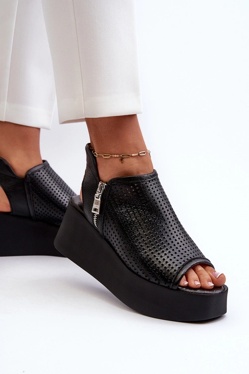 Zazoo 1792 Skórzane Ażurowe Sandały Na Koturnie Czarne