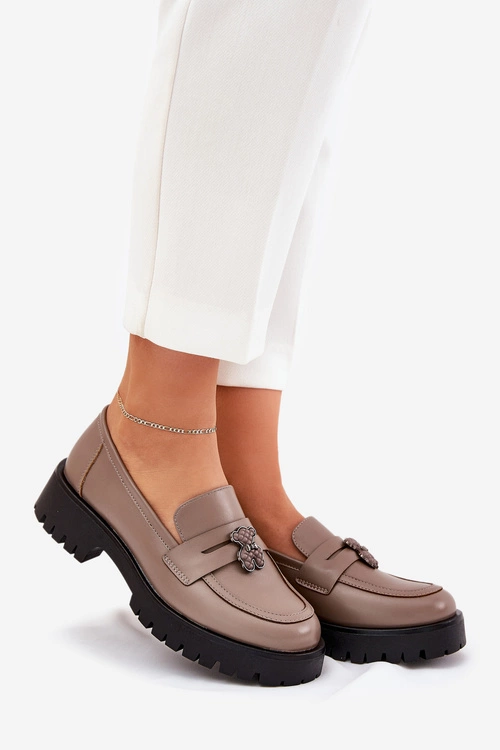 Skórzane Mokasyny Damskie Z Przypinką Miś Vinceza 18109 Beżowe