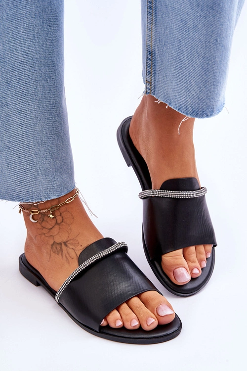 Eleganckie Klapki Na Płaskim Obcasie Czarne Termen