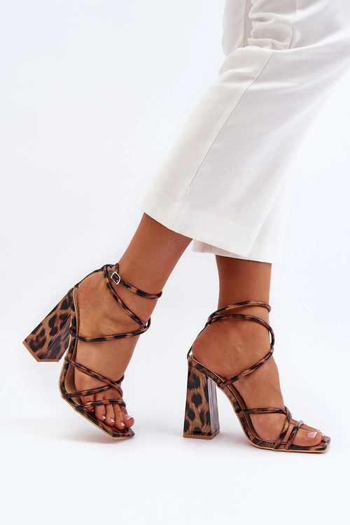 Modne Sandały Na Obcasie Brązowe Josette