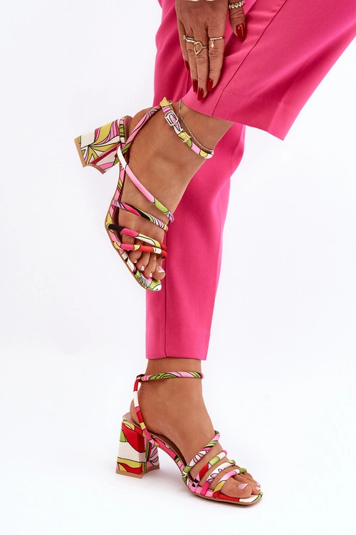 Wzorzyste Sandały Na Słupku Multikolor Jenglla