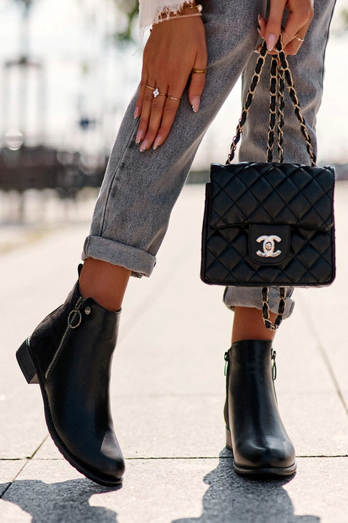 Klasyczne Niskie Skórzane Botki Czarne Sotelia