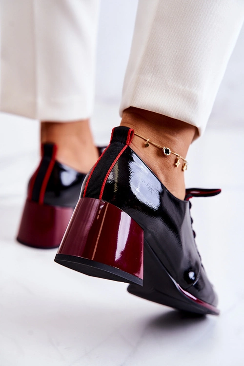 Lakierowane Wiązane Półbuty Na Słupku Czarno-Czerwone Esmera