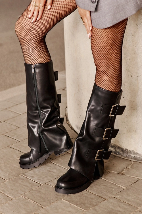 Ocieplane Kozaki Z Wywiniętą Cholewką I Klamrami Czarne Cialetta