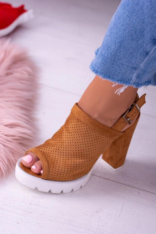 Lu Boo Brązowe Zamszowe Sandały na Słupku Emare