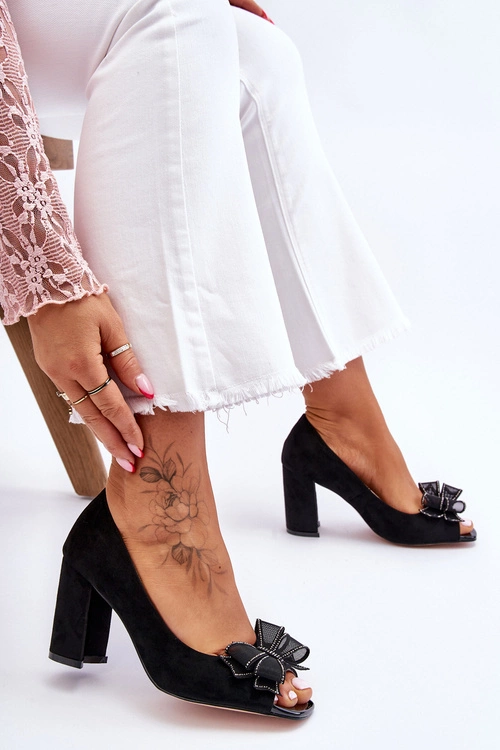 Klasyczne Zamszowe Czółenka Z Kokardą Czarne Corey