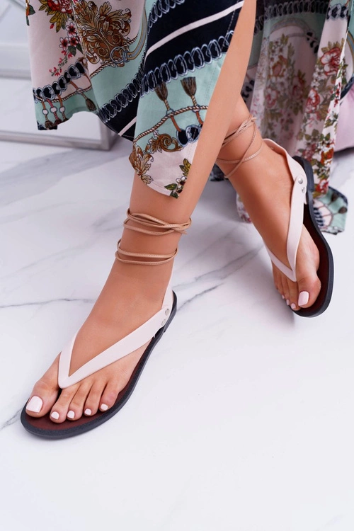 Lu Boo Beżowe Wiązane Sandały Japonki Meliski Florence