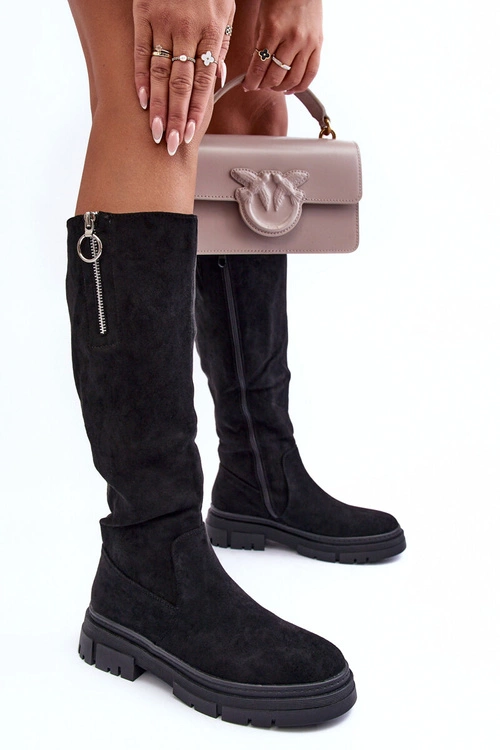 Zamszowe Kozaki Na Płaskim Obcasie I Platformie Czarne Nesina