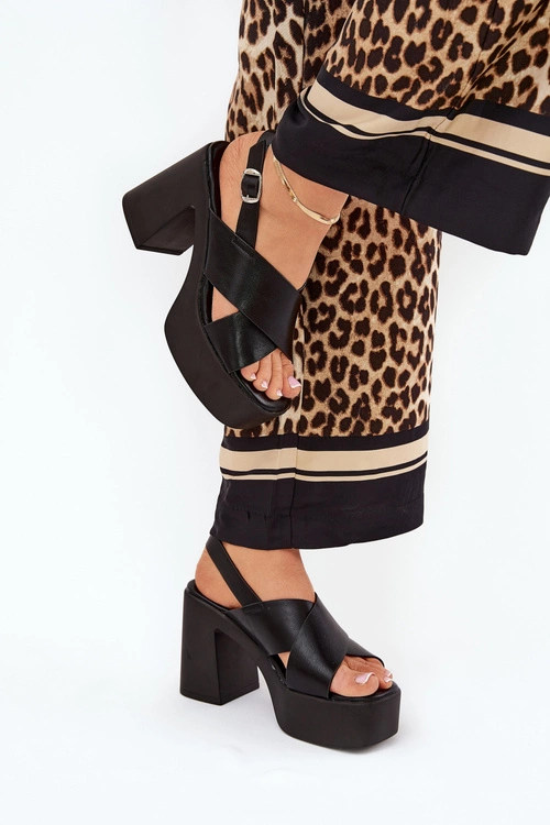 Sandały Damskie Na Słupku I Platformie Z Eko Skóry Czarne Annavin