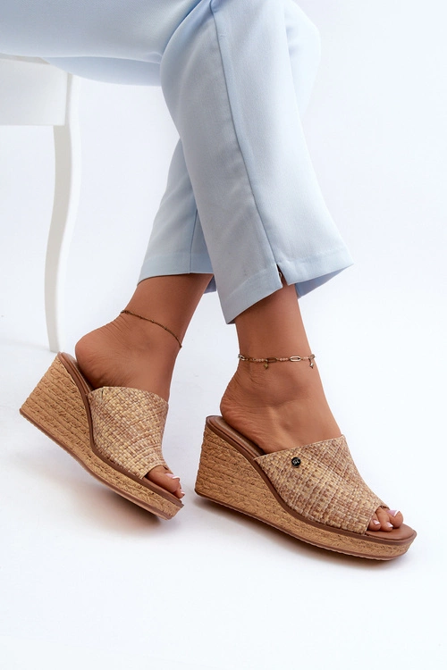 Klapki Damskie Na Koturnie Sergio Leone KL213 Beżowe