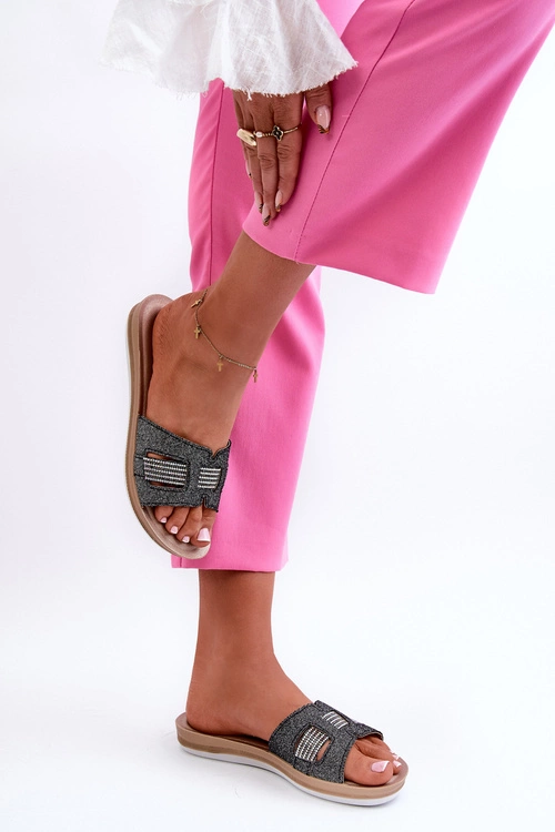 Wygodne Błyszczące Klapki Damskie Inblu BA000050 Czarne