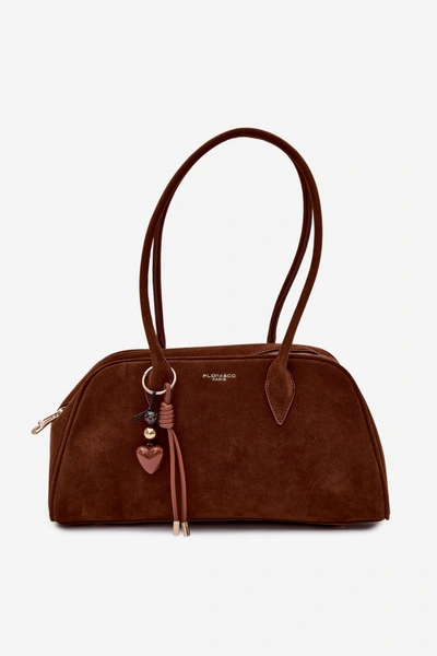 Flora&Co Torebka Z Brelokiem Zamszowa Camel Noelia