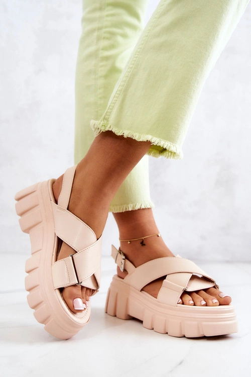 Skórzane Sandałki Na Platformie Jasnobeżowe Betti