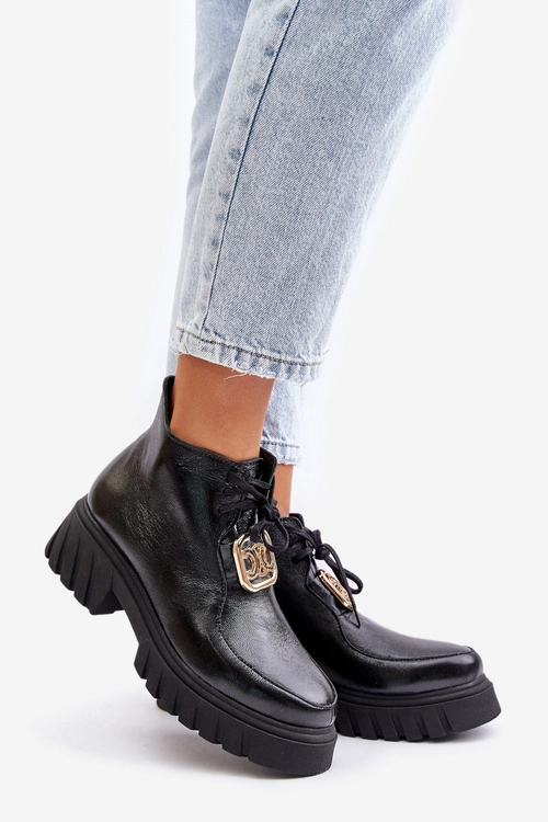 Zazoo 2952 Skórzane Botki Ze Złotą Ozdobą Czarne