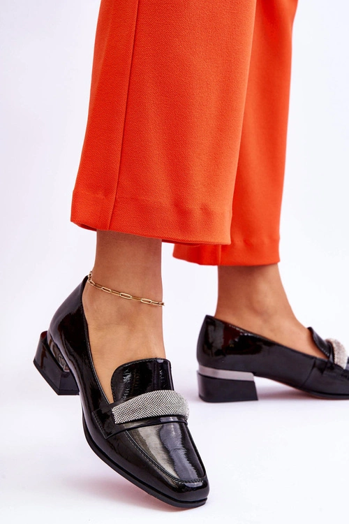 Lakierowane Mokasyny Na Obcasie Z Cyrkoniami Czarne Lavern