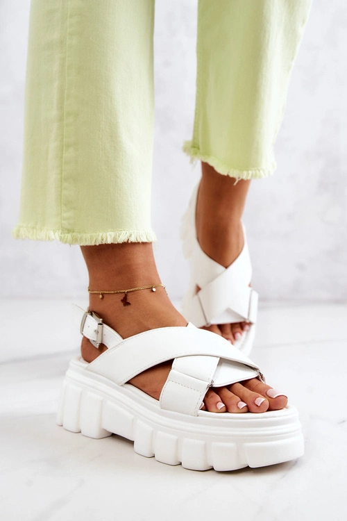 Skórzane Sandałki Na Platformie Białe Betti