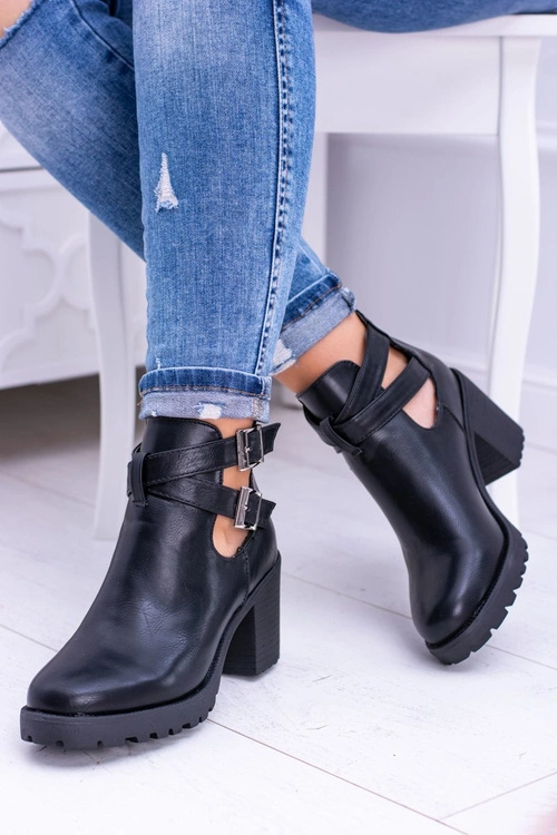 Czarne Botki z Wycięciami Brooklyn