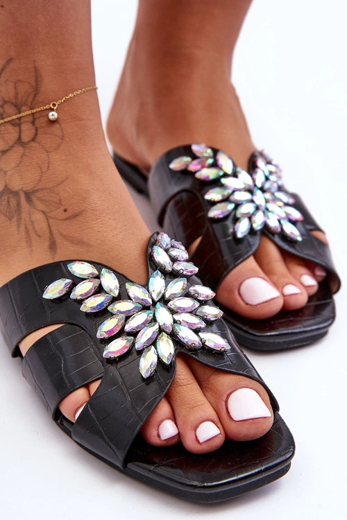 Klapki Z Ozdobnymi Kamieniami S.Barski 617-22 Czarne