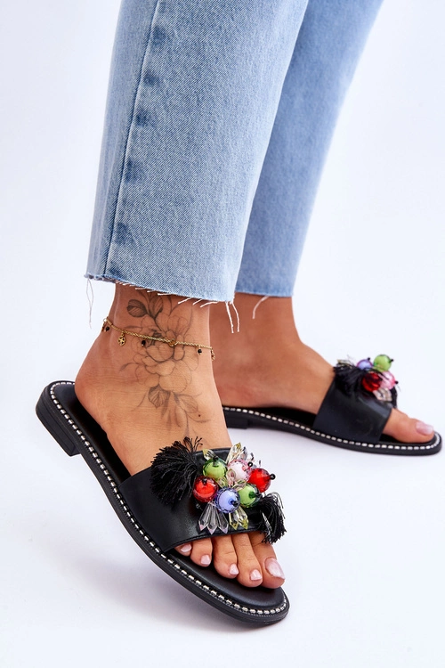 Klapki Z Ozdobnymi Koralikami S.Barski KV-2775-47 Czarne