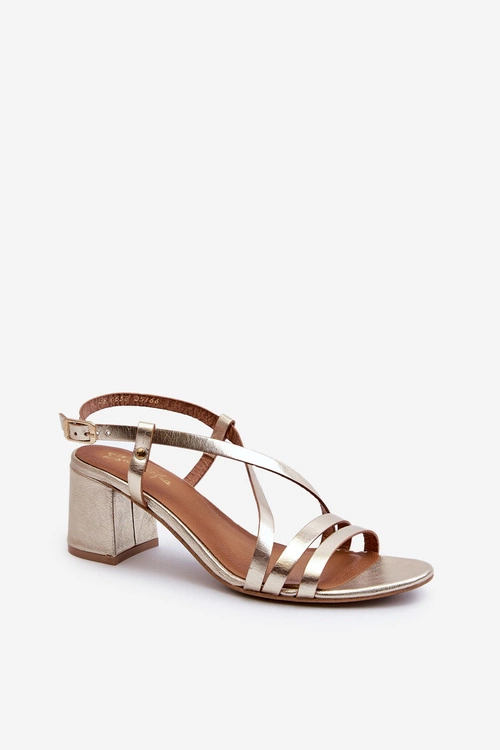 Skórzane Sandały Na Niskim Słupku Maciejka 06653-25 Złote