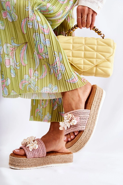 Damskie Klapki Na Platformie Z Muszelkami Różowe Tolia