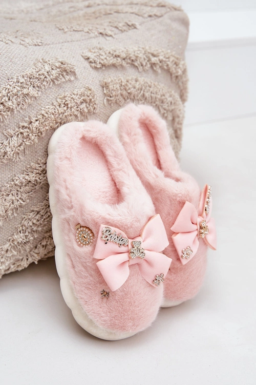 Futrzane Kapcie Z Kokardką I Przypinkami Różowe Annalira