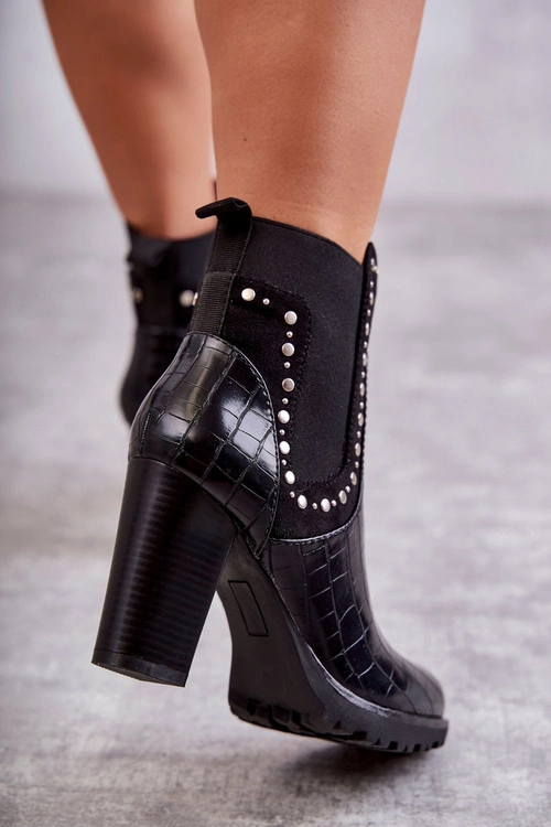 Botki Na Słupku Z Dżetami Wężowe Czarne Wissey