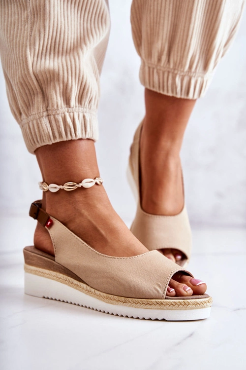 Damskie Sandały Na Koturnie Big Star JJ276049 Beżowe